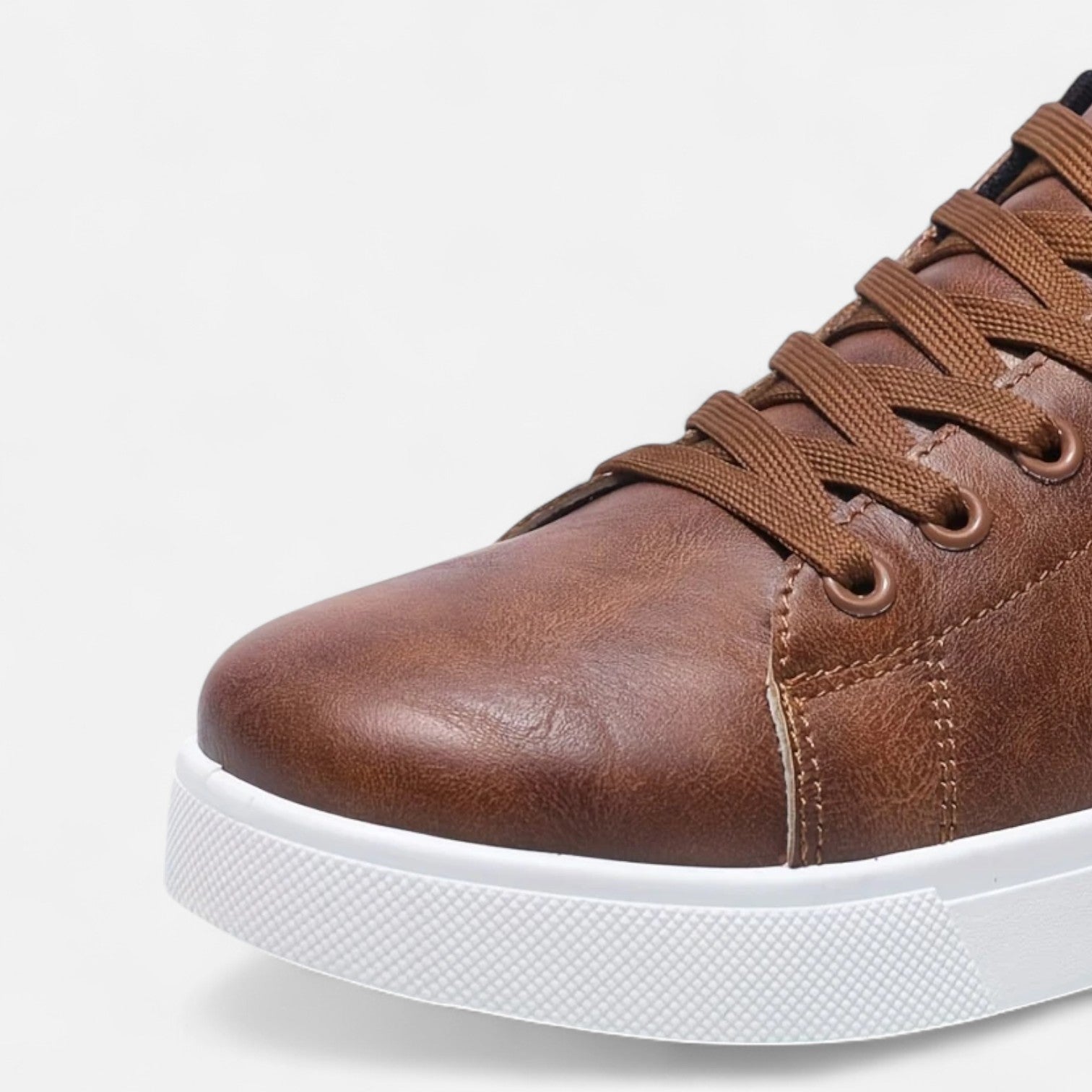Men’s Smart-Casual Lace-Up Sneakers – Clean Everyday Style
