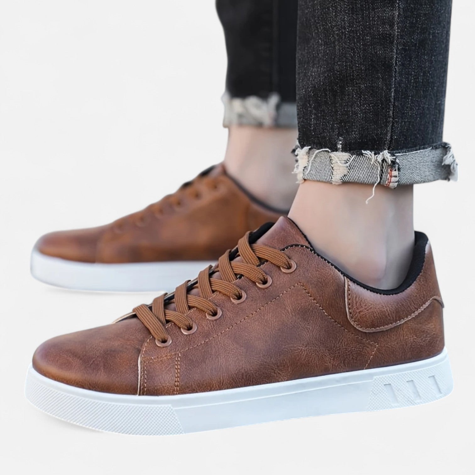 Men’s Smart-Casual Lace-Up Sneakers – Clean Everyday Style