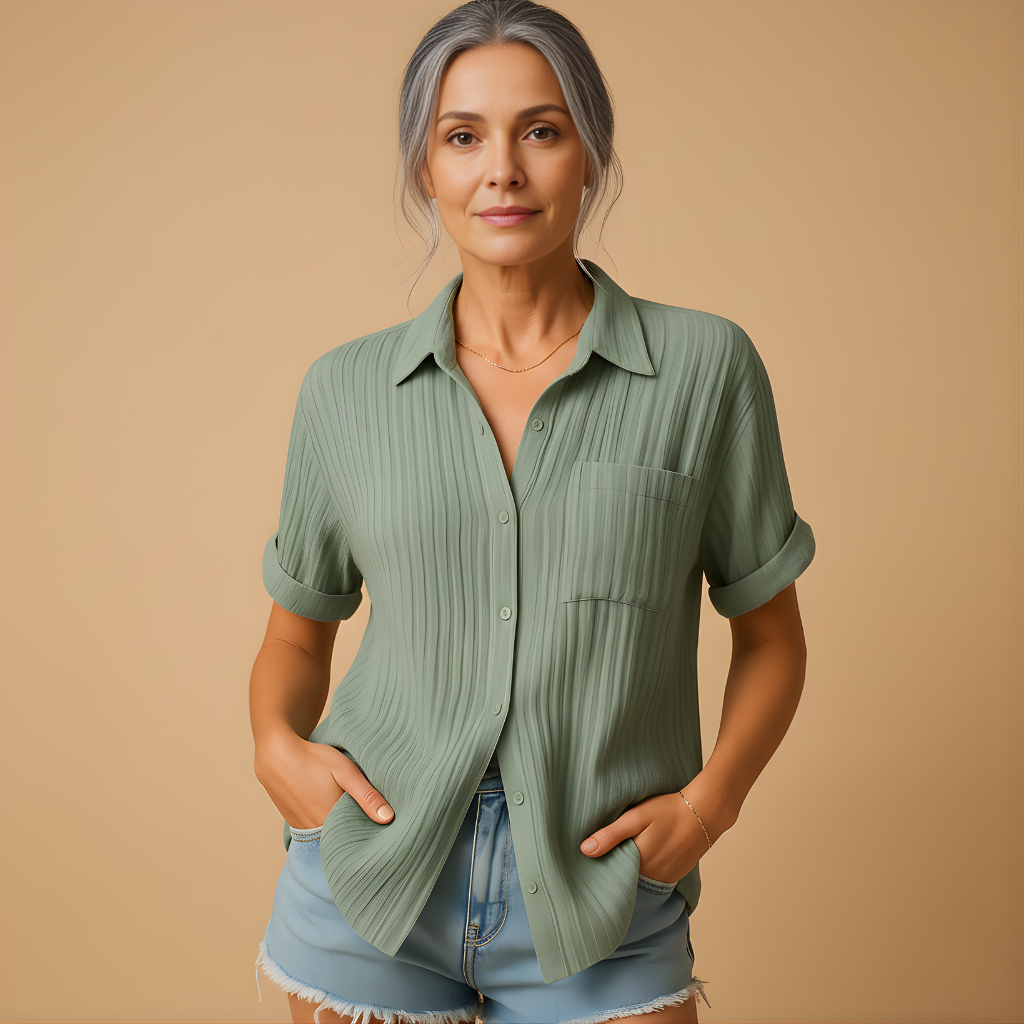 Women’s Short Sleeve Polo Shirt – Casual & Comfortable for Everyday Wear